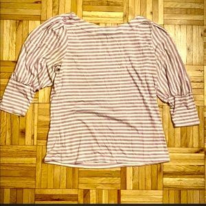 Lilac & white stripe puffy 3/4 sleeve top